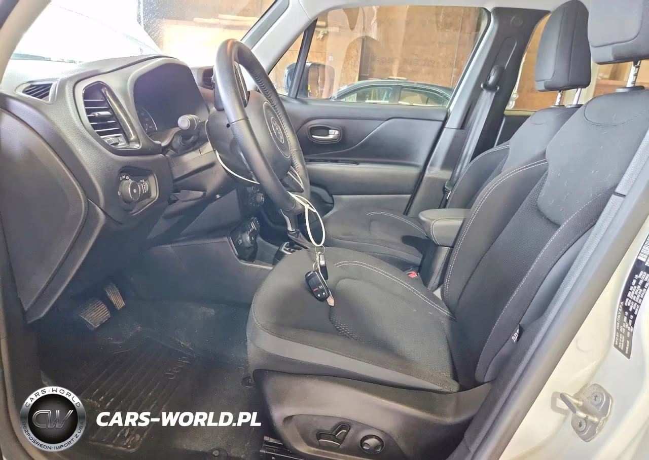 2023 Jeep Renegade Altitude VIN:ZACNJDE19PPP17137 - 7