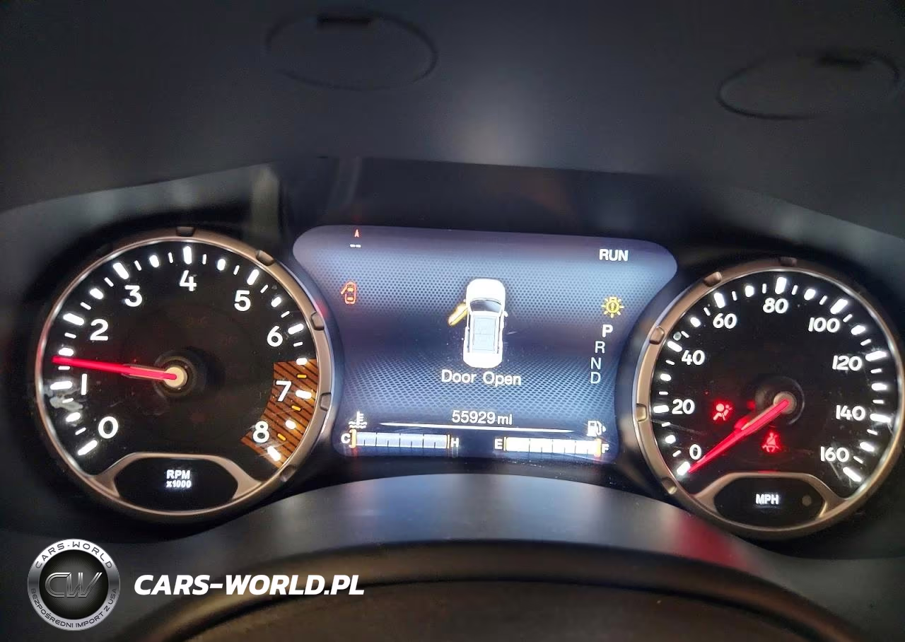 2023 Jeep Renegade Altitude VIN:ZACNJDE19PPP17137 - 9