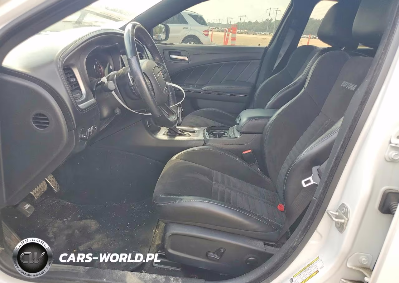 2023 Dodge Charger Scat Pack VIN:2C3CDXGJ1PH646103 - 7
