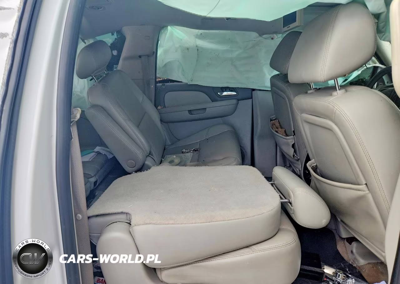 2009 Chevrolet Suburban C1500 Ltz VIN:1GNFC360X9R241560 - 11
