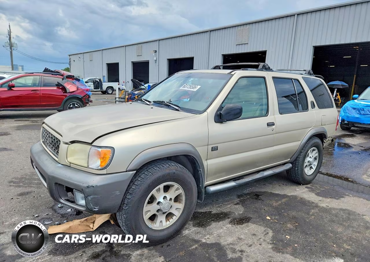 1999 Nissan Pathfinder Xe