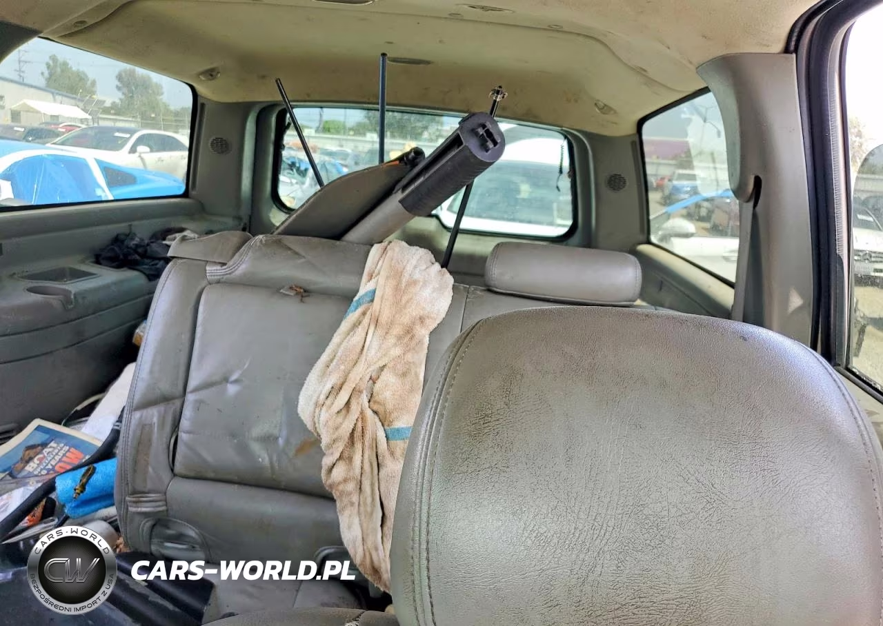 2003 GMC Yukon Xl C1500 VIN:1GKEC16T13J145569 - 10