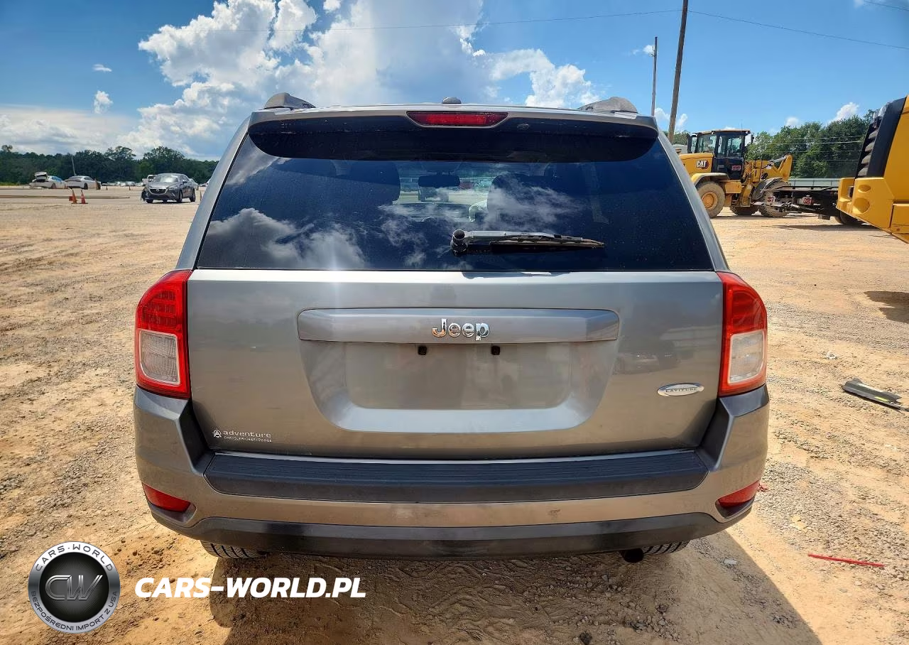 2013 Jeep Compass Latitude VIN:1C4NJCEA1DD223121 - 6