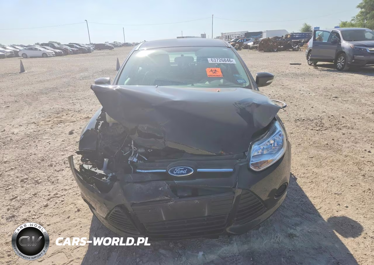 2014 Ford Focus Se VIN:1FADP3F2XEL412929 - 5