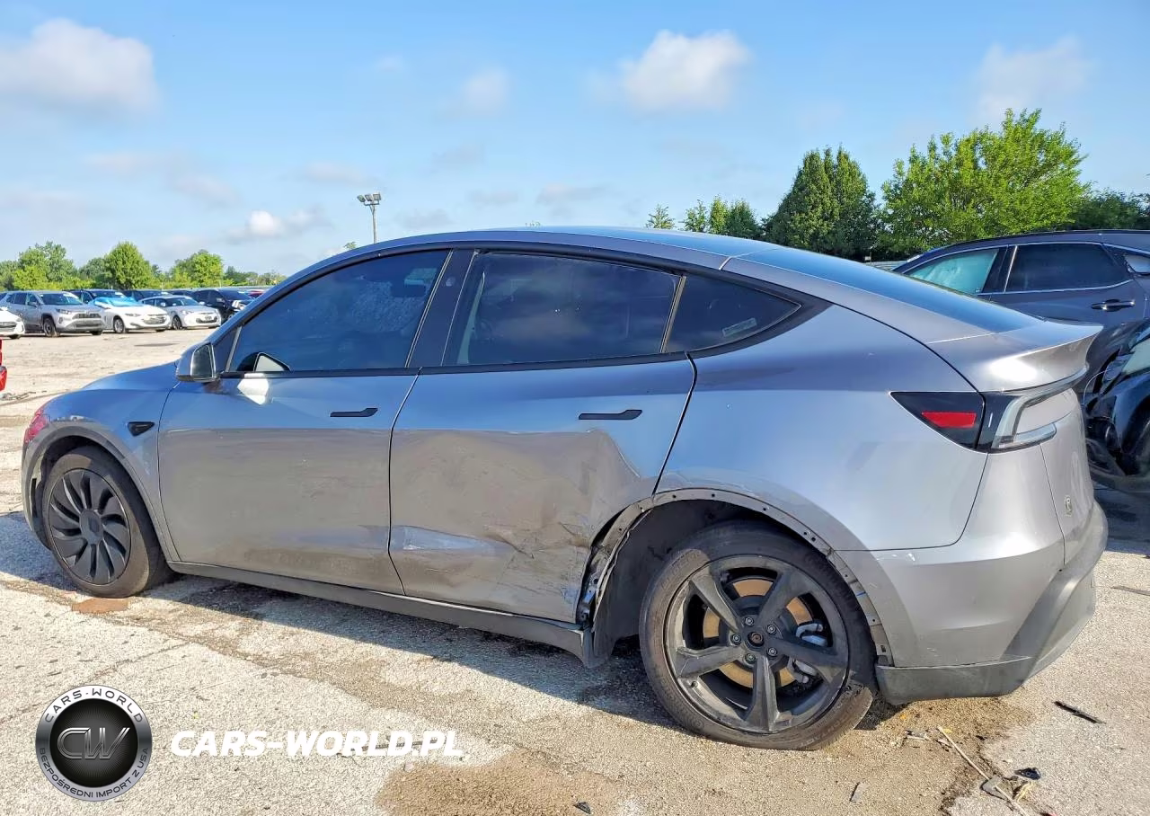 2026 Tesla Model Y VIN:7SAYGDEE9TF437949 - 2