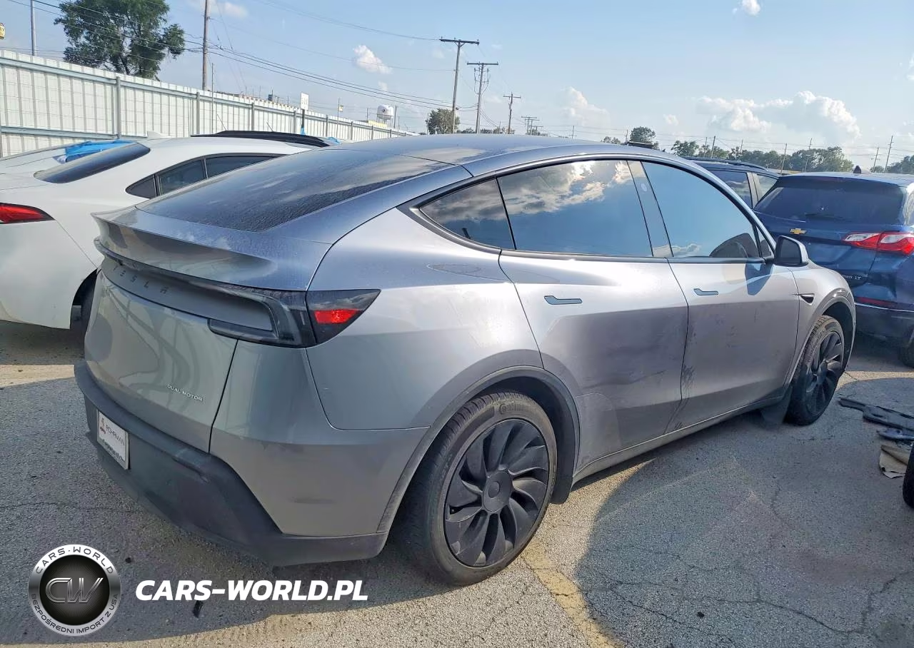 2026 Tesla Model Y VIN:7SAYGDEE9TF437949 - 3