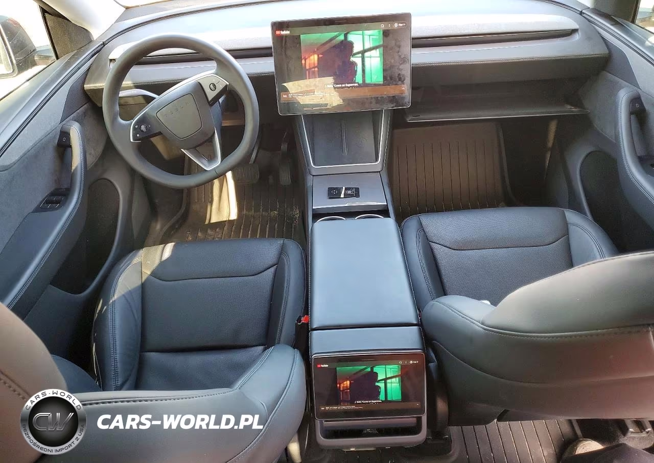 2026 Tesla Model Y VIN:7SAYGDEE9TF437949 - 8