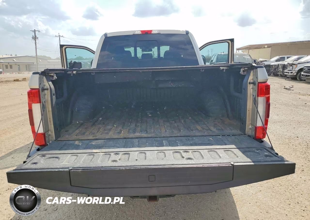 2017 Ford F250 Super Duty VIN:1FT7W2BT5HEF11122 - 10