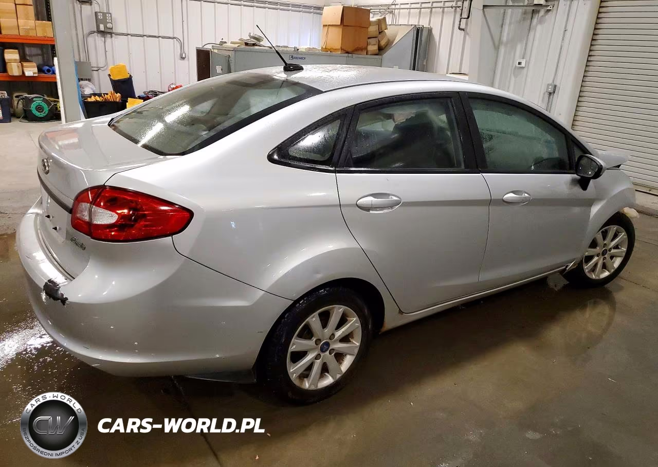 2013 Ford Fiesta Se VIN:3FADP4BJ1DM111191 - 3