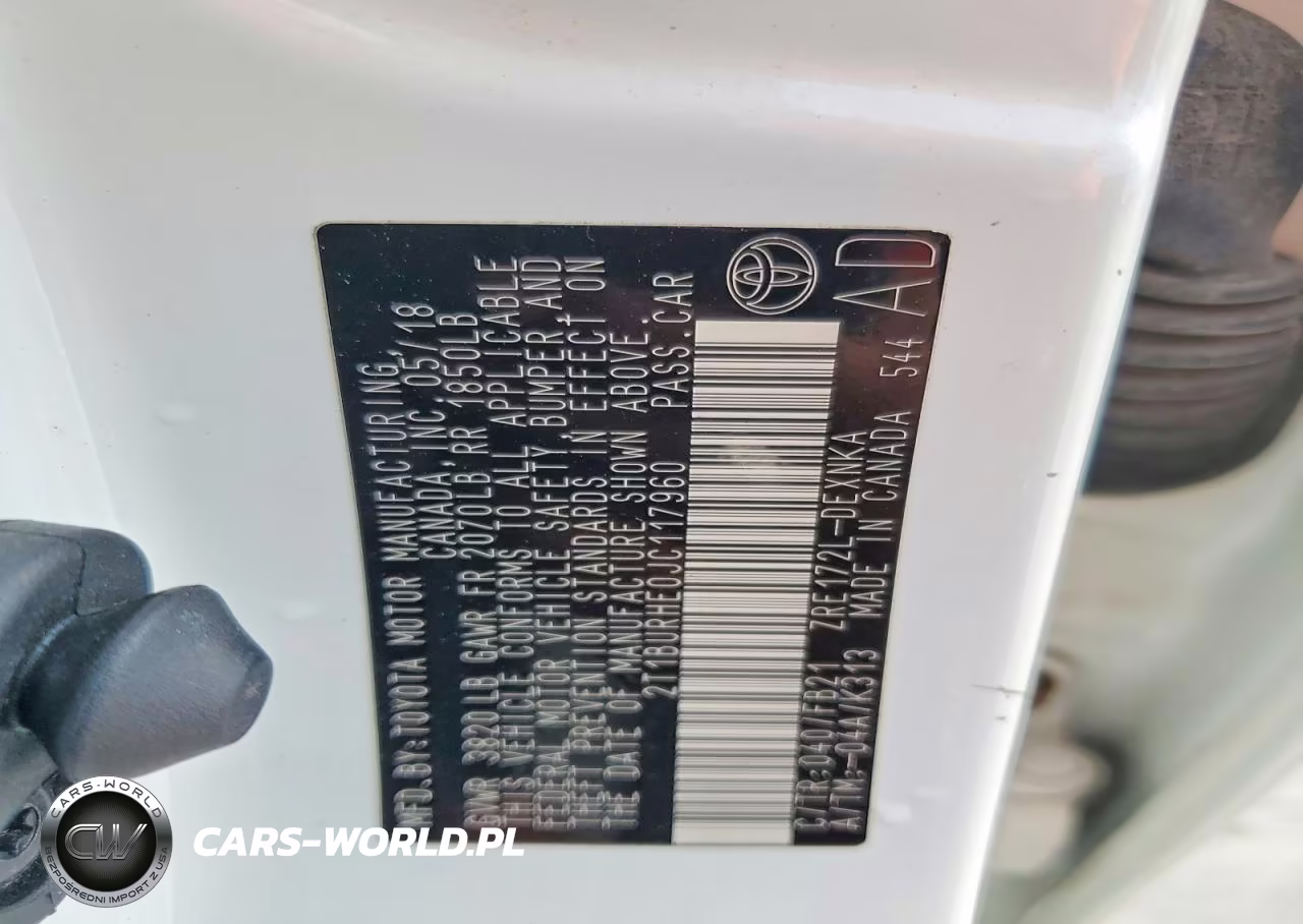 2018 Toyota Corolla Le VIN:2T1BURHE0JC117960 - 12