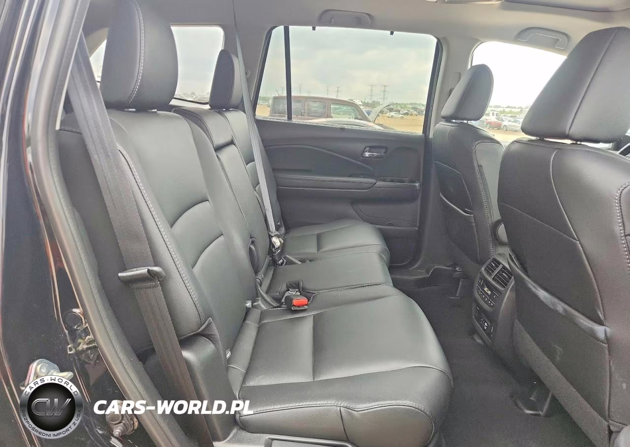 2020 Honda Pilot Touring VIN:5FNYF6H95LB025828 - 10
