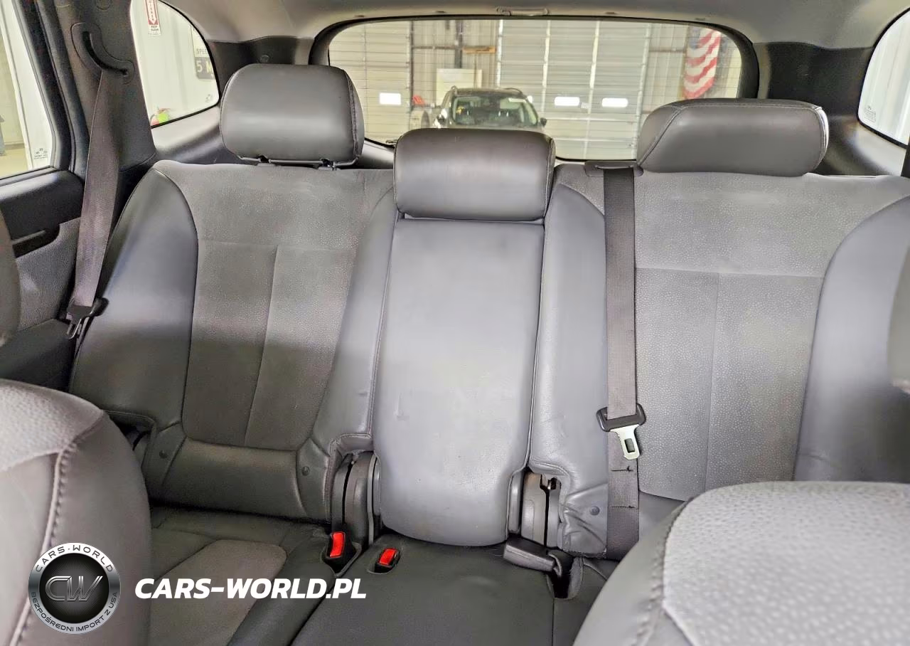 2012 Hyundai Santa Fe Se VIN:5XYZHDAGXCG105680 - 10