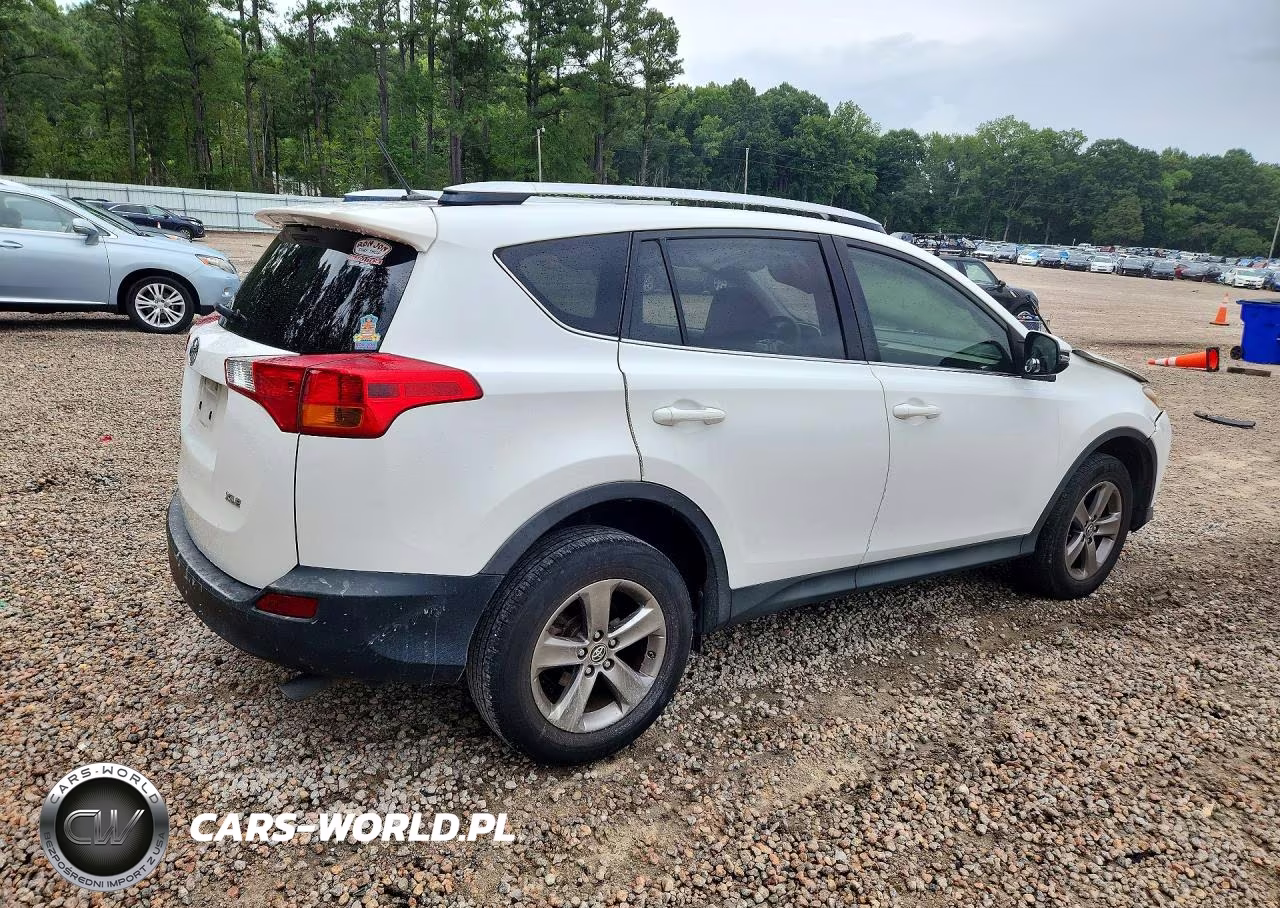 2015 Toyota Rav4 Xle VIN:JTMWFREVXFD070981 - 3