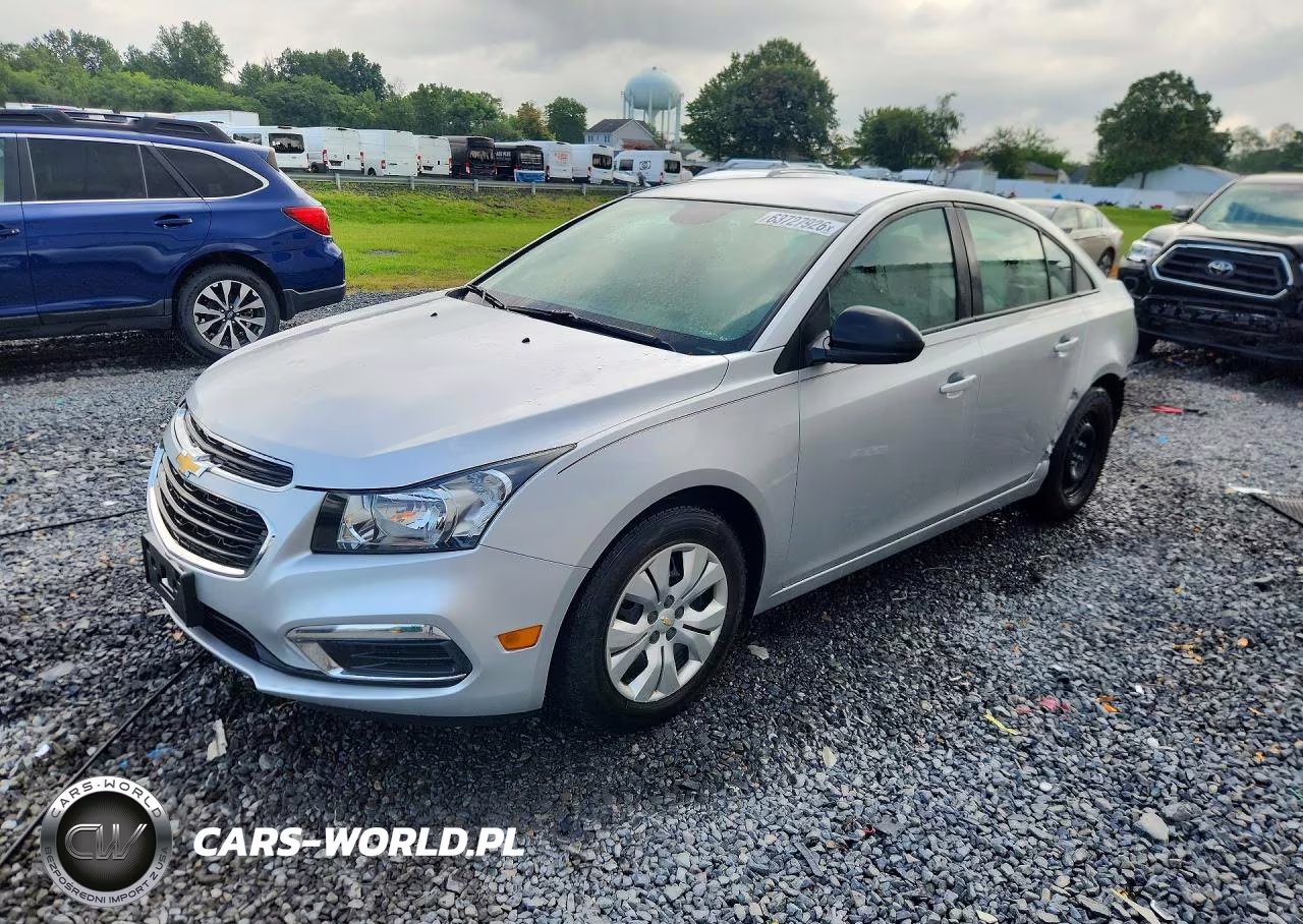 2015 Chevrolet Cruze Ls – zdjęcie 1 z 13
