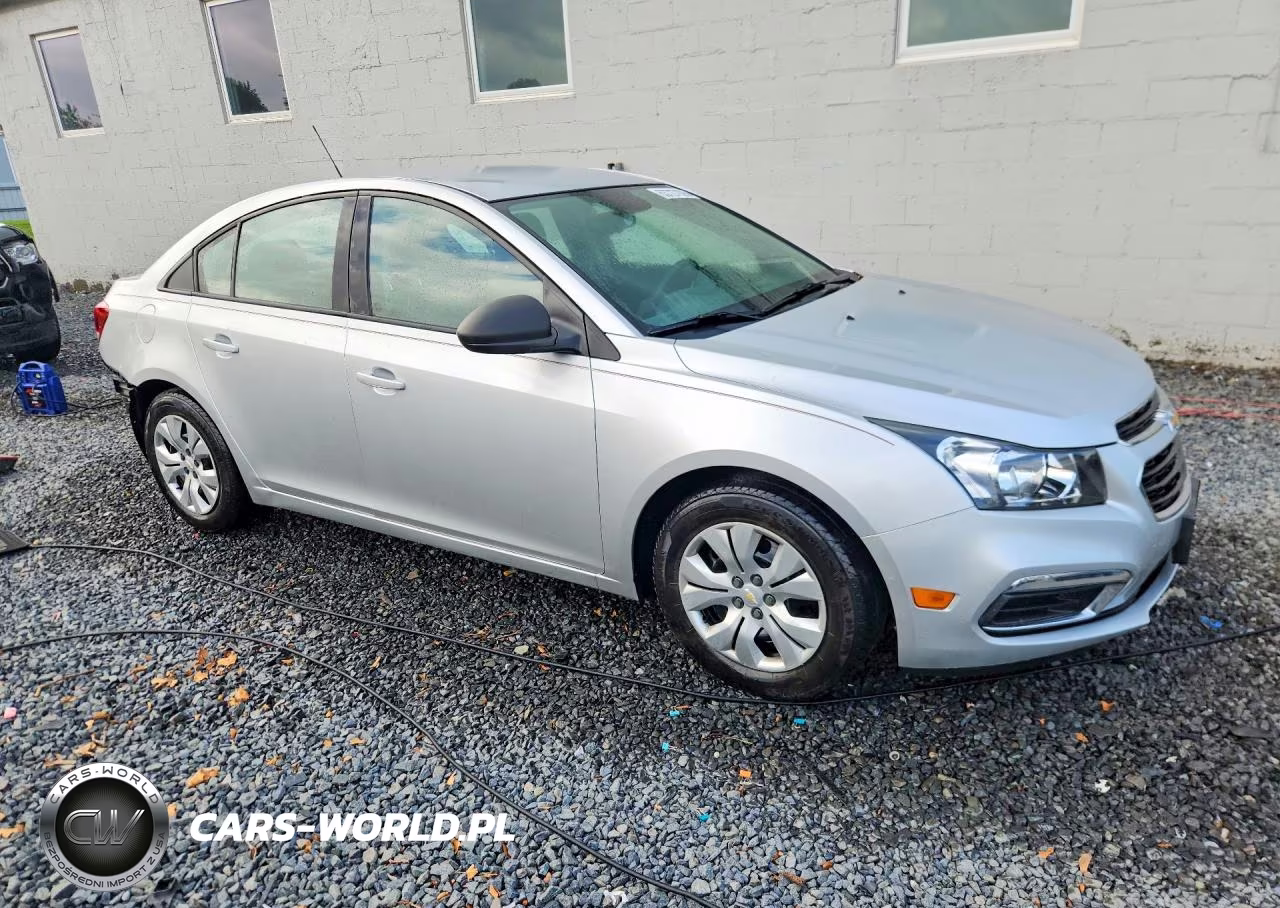 2015 Chevrolet Cruze Ls VIN:1G1PA5SG1F7177233 - 4