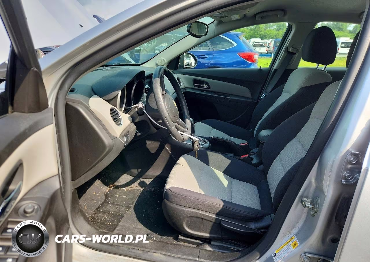 2015 Chevrolet Cruze Ls VIN:1G1PA5SG1F7177233 - 7