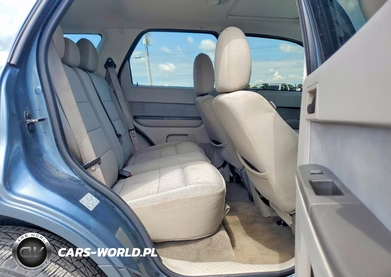 2010 Ford Escape Xlt VIN:1FMCU0D70AKD19585 - 11
