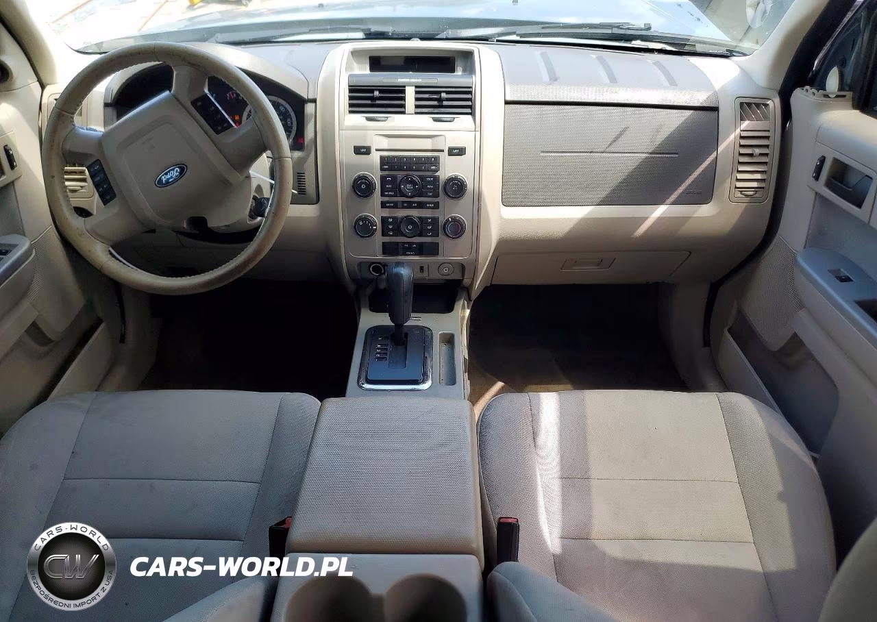 2010 Ford Escape Xlt VIN:1FMCU0D70AKD19585 - 8