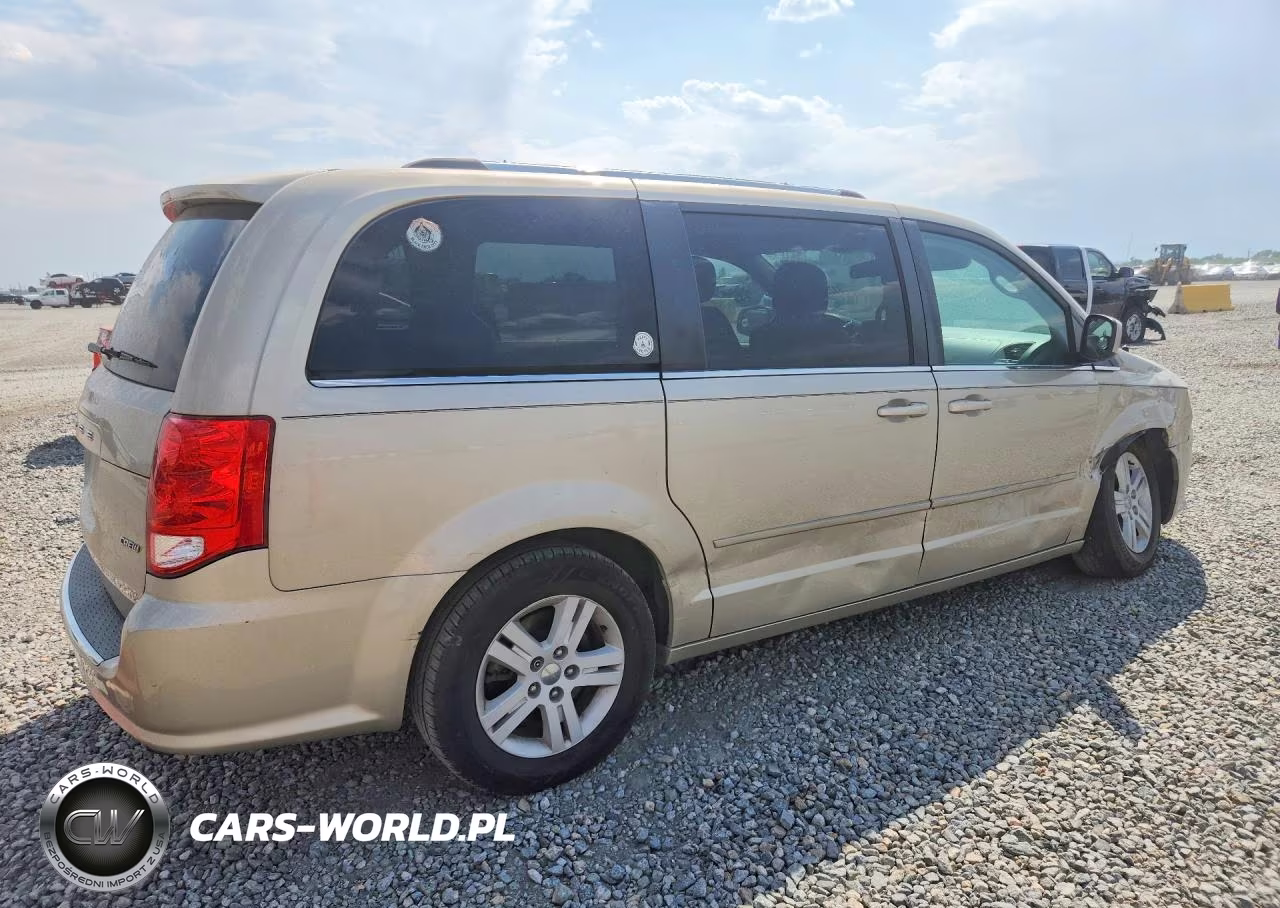 2013 Dodge Grand Caravan Crew VIN:2C4RDGDG9DR507972 - 3