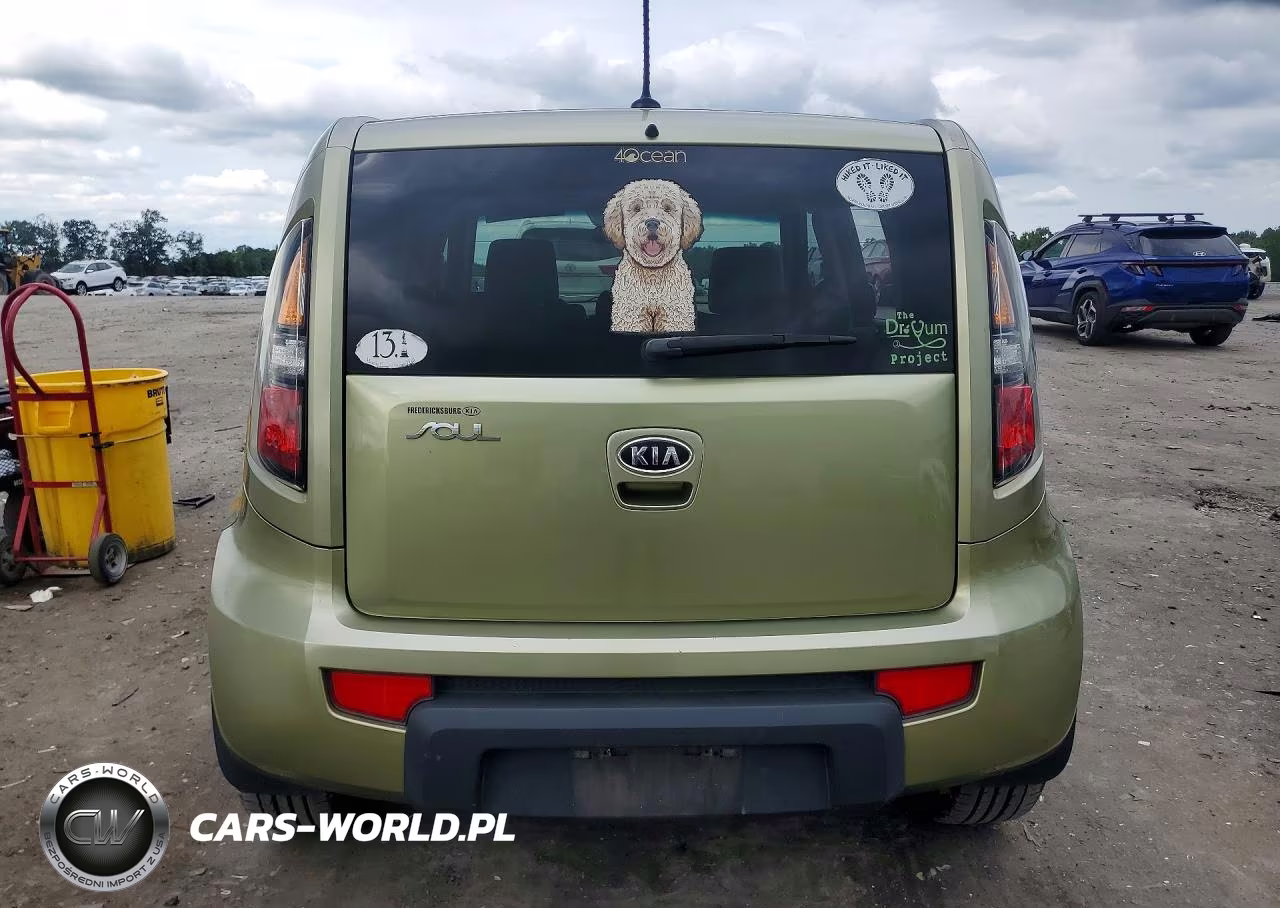 2010 Kia Soul + VIN:KNDJT2A28A7065761 - 6