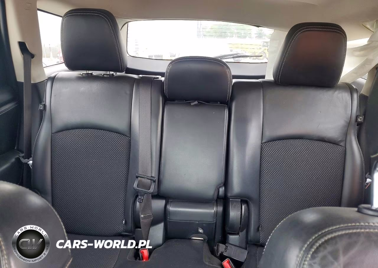 2018 Dodge Journey Crossroad VIN:3C4PDCGG4JT369505 - 10