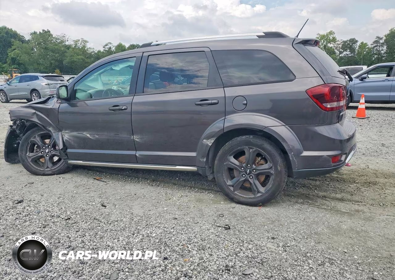 2018 Dodge Journey Crossroad VIN:3C4PDCGG4JT369505 - 2
