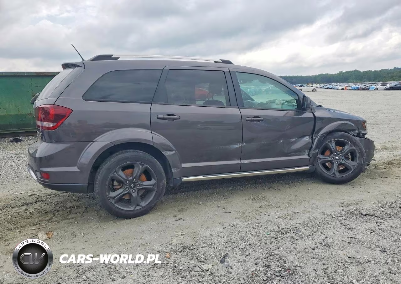 2018 Dodge Journey Crossroad VIN:3C4PDCGG4JT369505 - 3