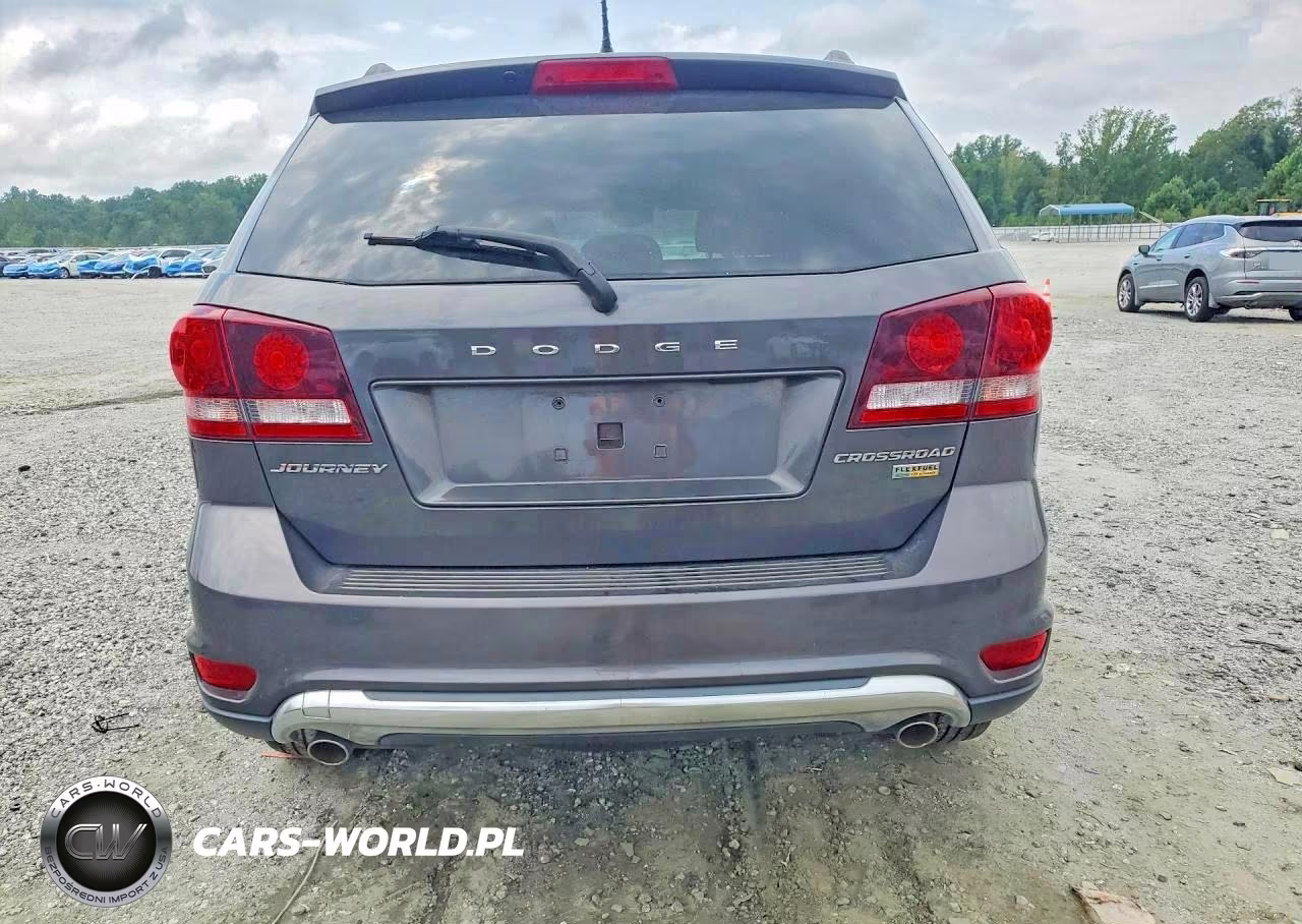 2018 Dodge Journey Crossroad VIN:3C4PDCGG4JT369505 - 6