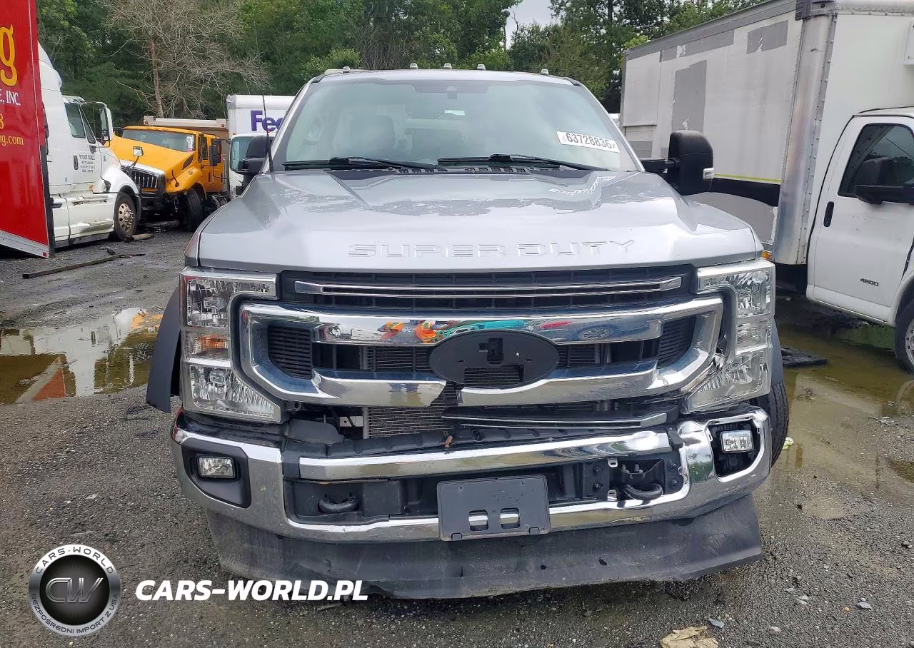 2022 Ford F550 Super Duty VIN:1FDUF5GN4NDA13103 - 5