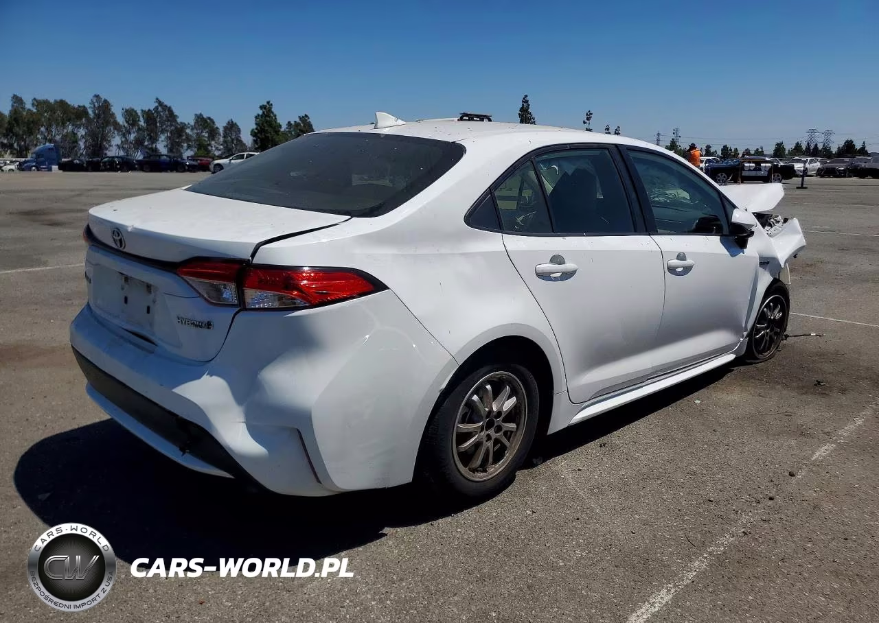 2021 Toyota Corolla Le VIN:JTDEAMDE5MJ015304 - 3