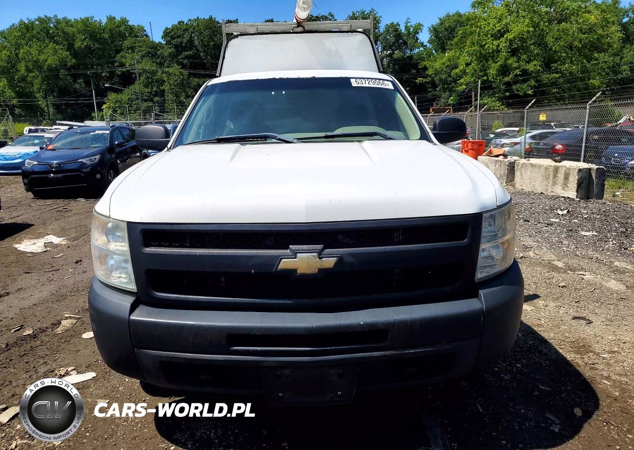 2011 Chevrolet Silverado C1500 VIN:1GCNCPEA3BZ465748 - 5