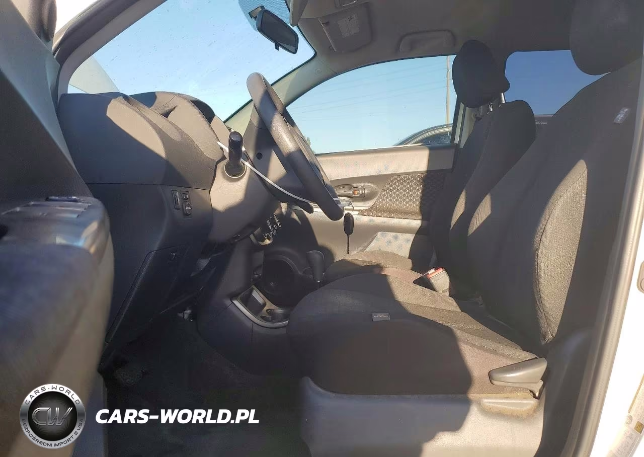 2013 Scion Xd Base VIN:JTKKUPB41D1030915 - 7