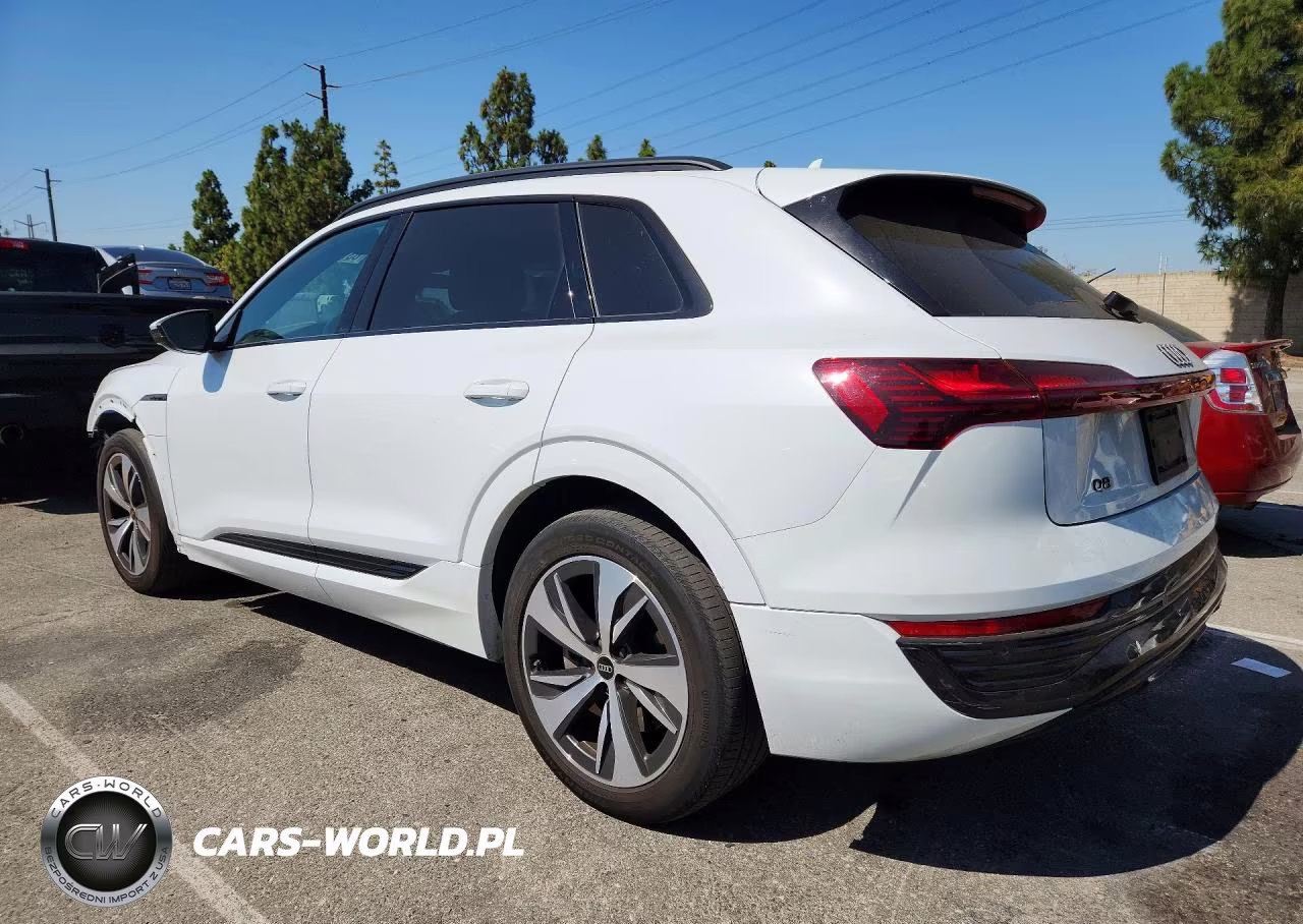 2024 Audi Q8 E-Tron Premium VIN:WA14AAGE8RB027657 - 2