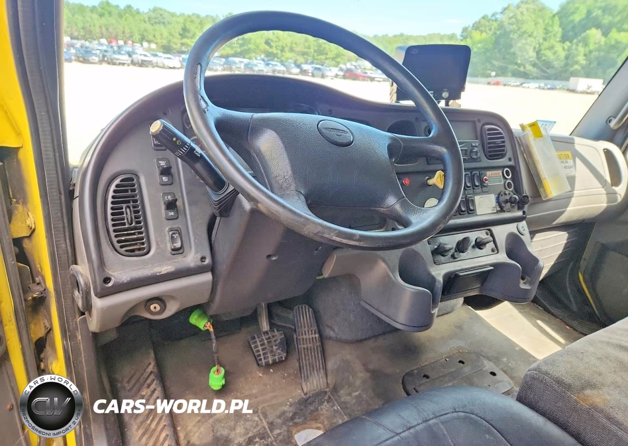 2015 Freightliner Business Class M2 Refuse Truck VIN:3ALACXDT1FDGB7810 - 8