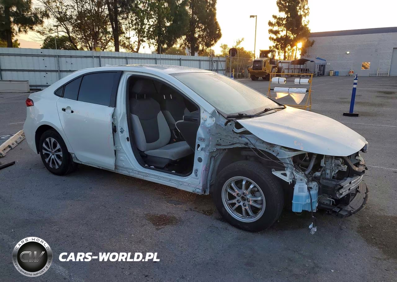 2021 Toyota Corolla Le VIN:JTDEAMDE7MJ009536 - 4