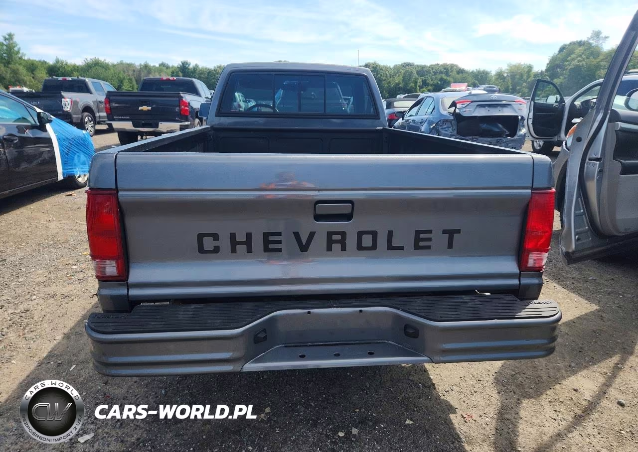 1987 Chevrolet S Truck S10 VIN:1GCCS14R6H2266578 - 6