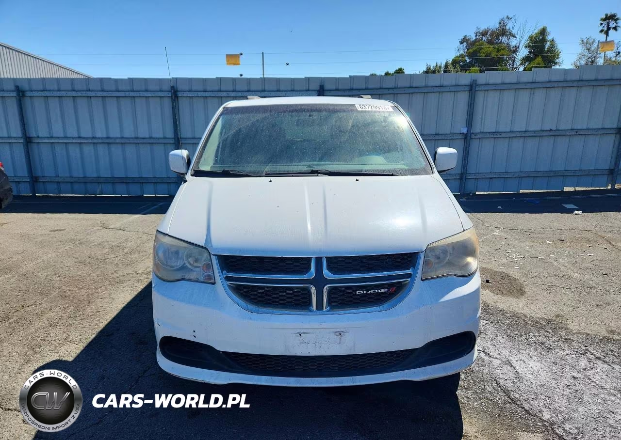 2014 Dodge Grand Caravan Sxt VIN:2C4RDGCG6ER477946 - 5
