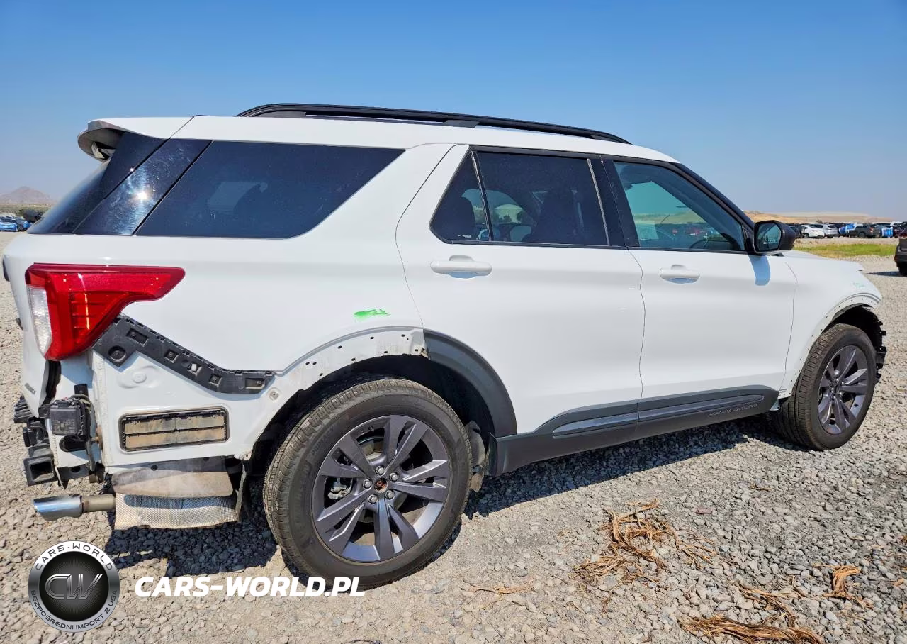 2021 Ford Explorer Xlt VIN:1FMSK8DH0MGC29188 - 3