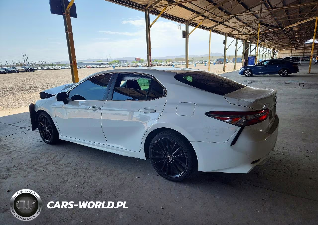 2018 Toyota Camry Se VIN:4T1B11HK9JU612883 - 2