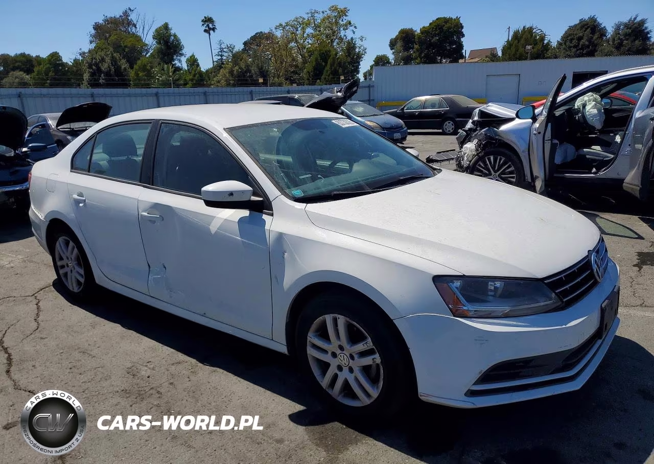 2018 Volkswagen Jetta S VIN:3VW2B7AJ8JM237950 - 4