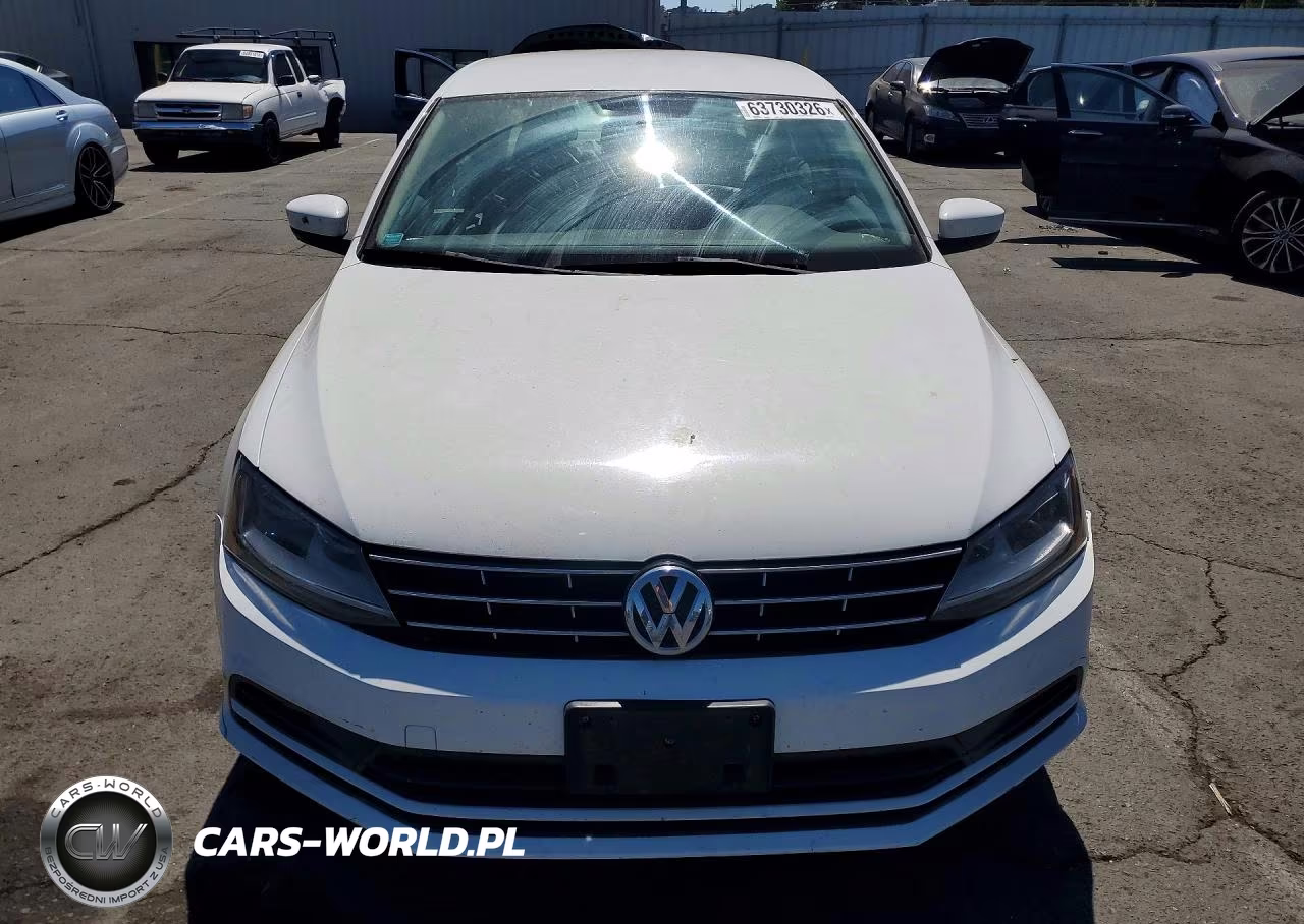 2018 Volkswagen Jetta S VIN:3VW2B7AJ8JM237950 - 5