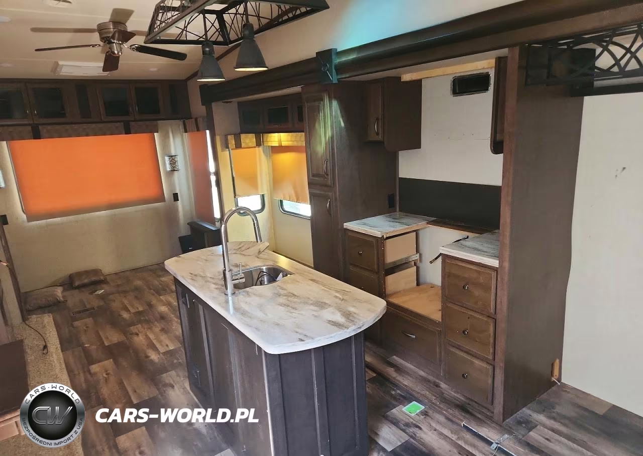 2018 Forest River Sandpiper Camper VIN:4X4FSAP29JJ037314 - 6