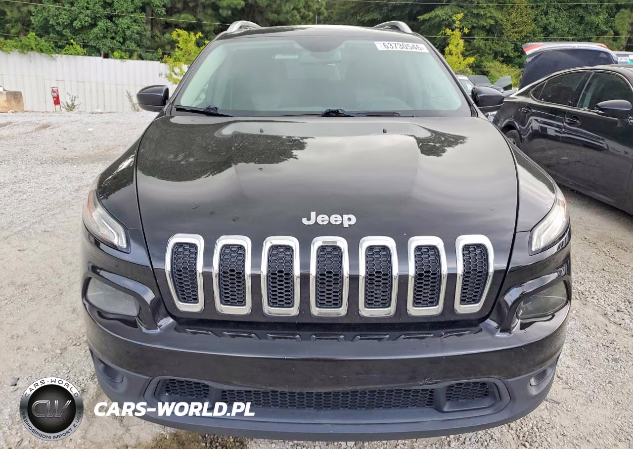 2018 Jeep Cherokee Latitude VIN:1C4PJLCB1JD531180 - 5