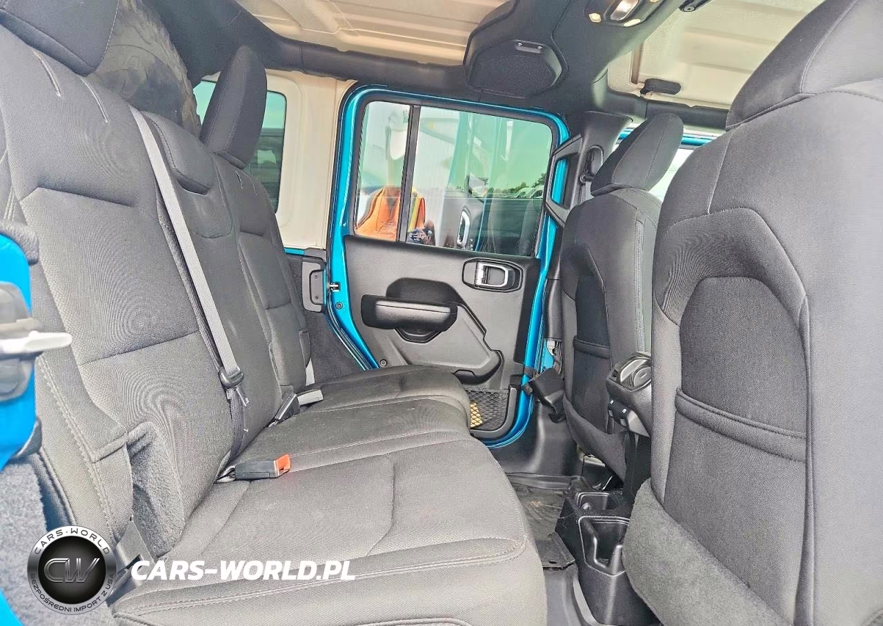 2019 Jeep Wrangler Unlimited Sport VIN:1C4HJXDG0KW638829 - 10