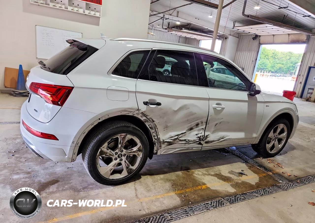 2023 Audi Q5 Prestige 45 VIN:WA1FAAFY7P2182055 - 3