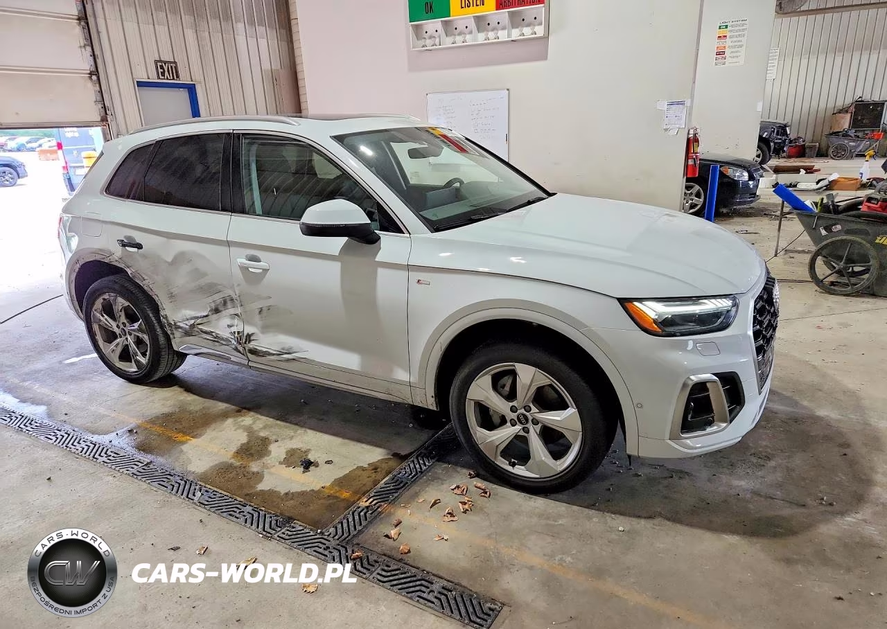 2023 Audi Q5 Prestige 45 VIN:WA1FAAFY7P2182055 - 4