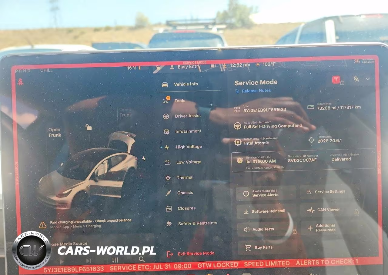 2020 Tesla Model 3 VIN:5YJ3E1EB9LF651633 - 9