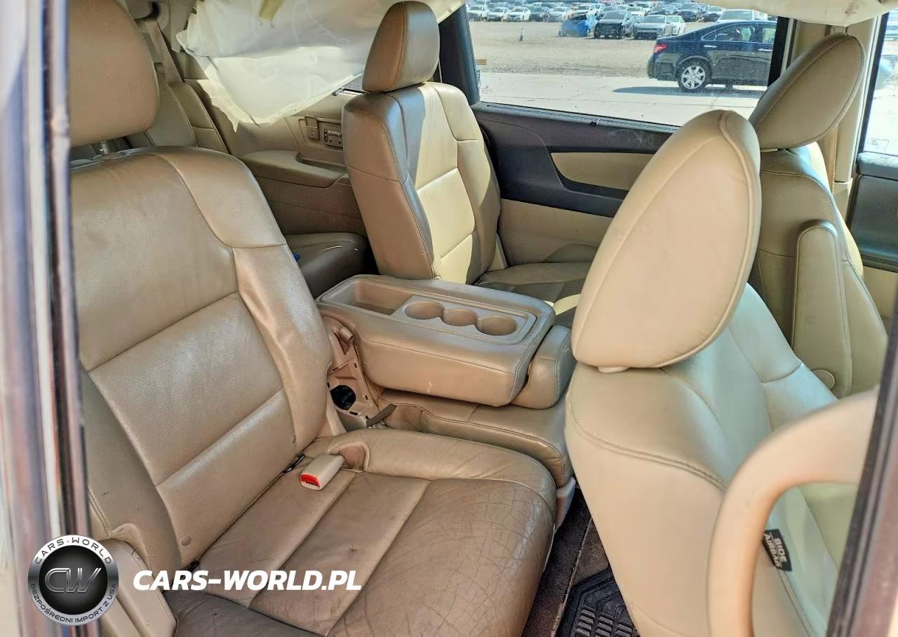 2012 Honda Odyssey Touring VIN:5FNRL5H95CB034844 - 10
