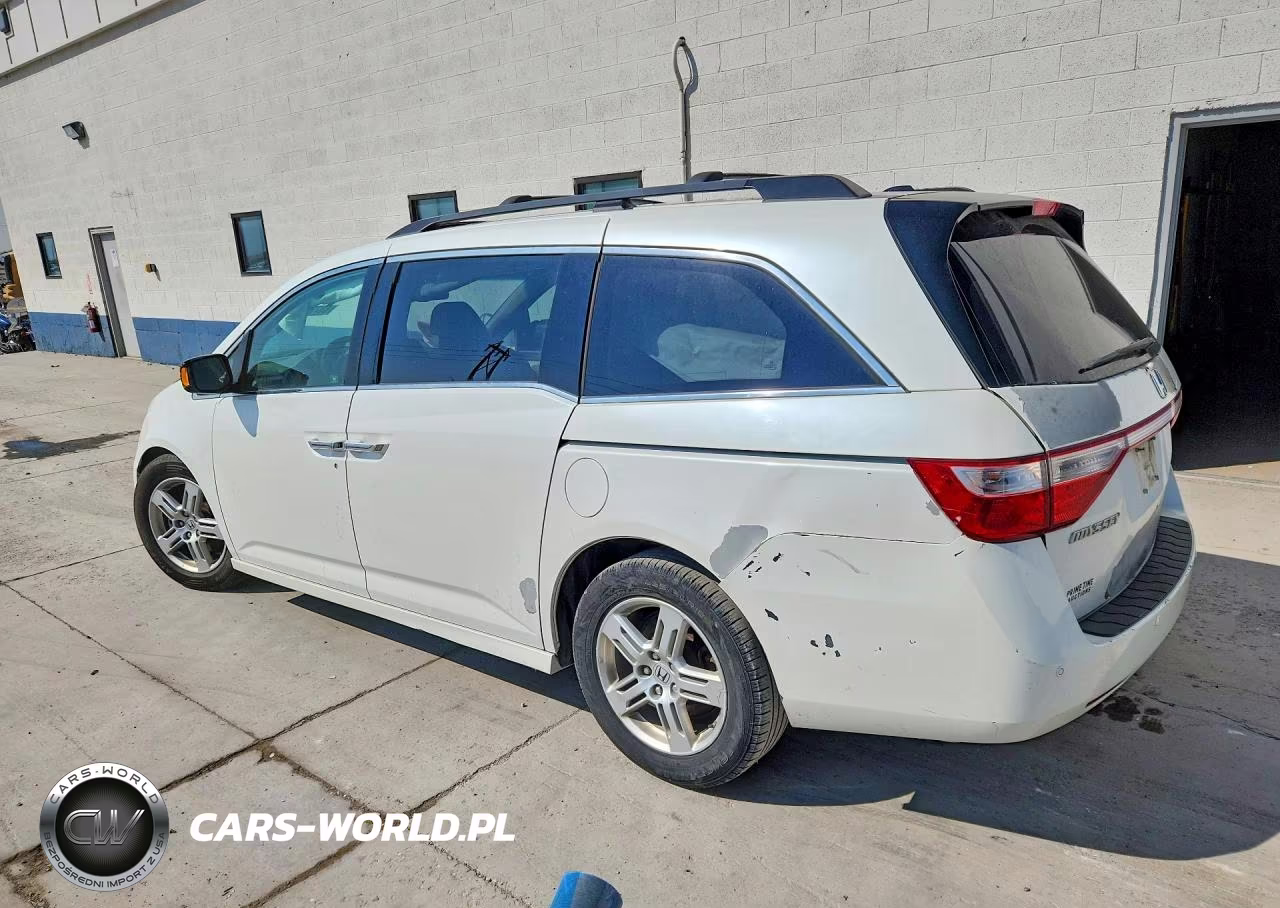 2012 Honda Odyssey Touring VIN:5FNRL5H95CB034844 - 2