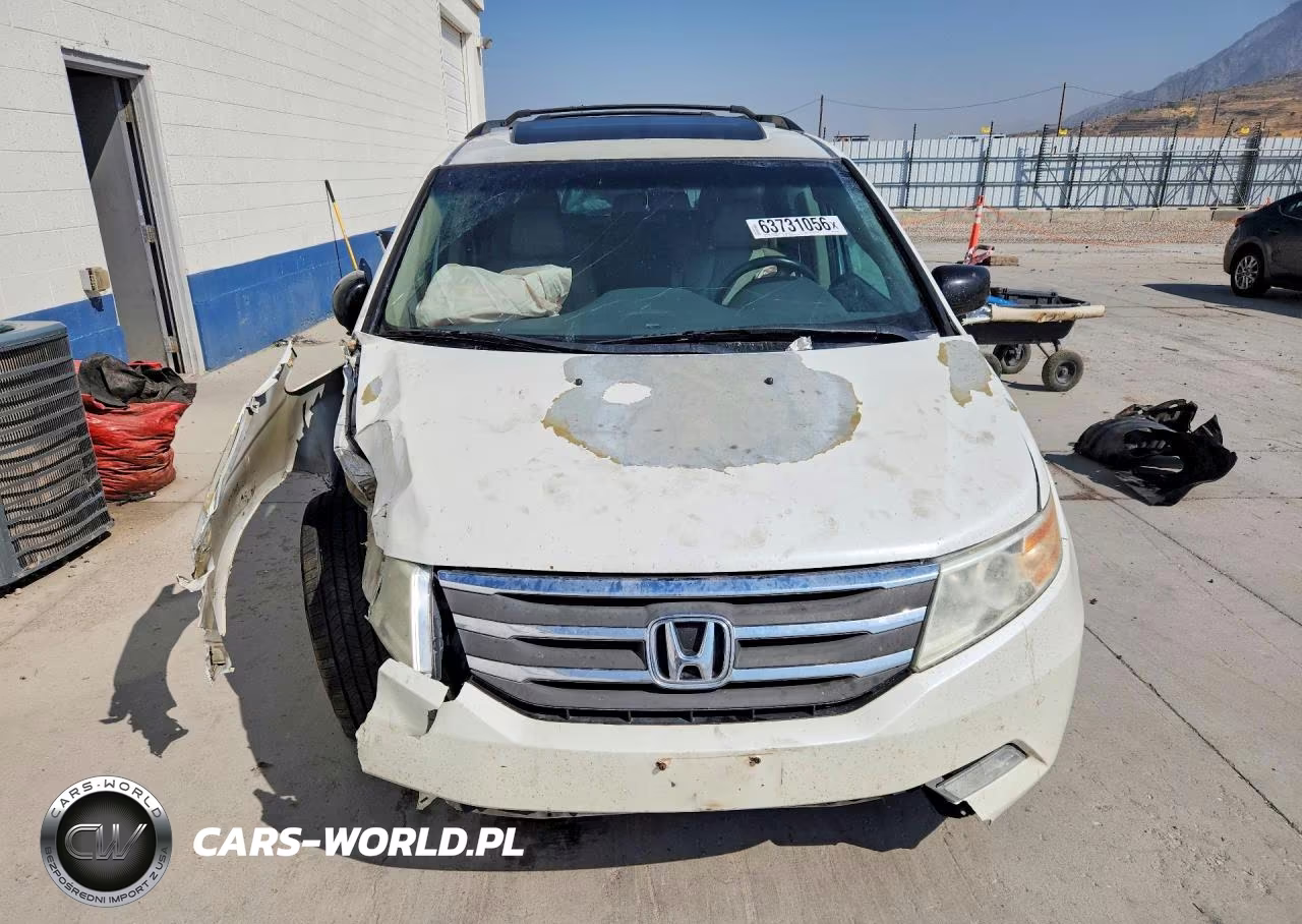 2012 Honda Odyssey Touring VIN:5FNRL5H95CB034844 - 5